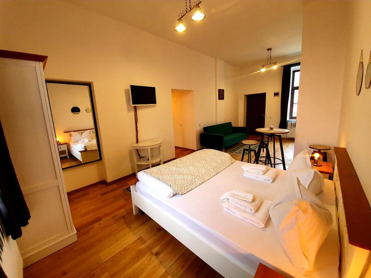 Maximus Apartments Сігішоара Екстер'єр фото